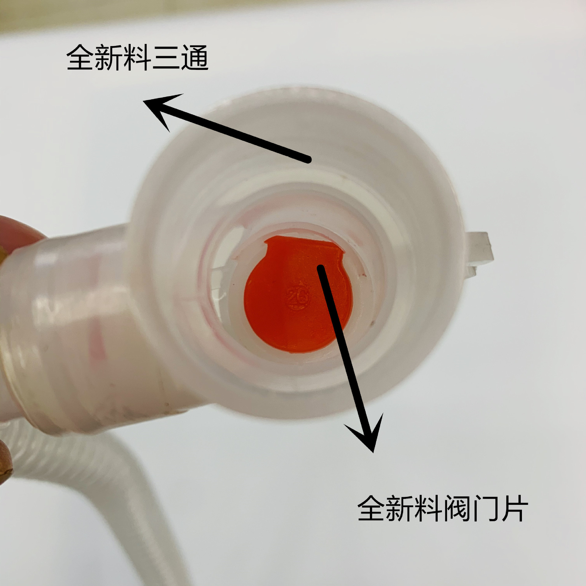 Automobile oil pump, oil changer, oil suction device, manual diesel oil pump, oil suction device, fuel tank, oil suction pipe DP14-1 Application Scenario