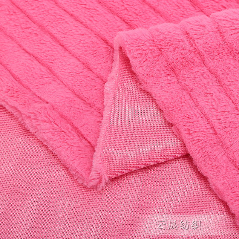 Customized super soft all-polyester cut-pit plush fabric, single-sided cut-pit plush fabric, pp plush, PV plush home wear and home textile fabric Specification image