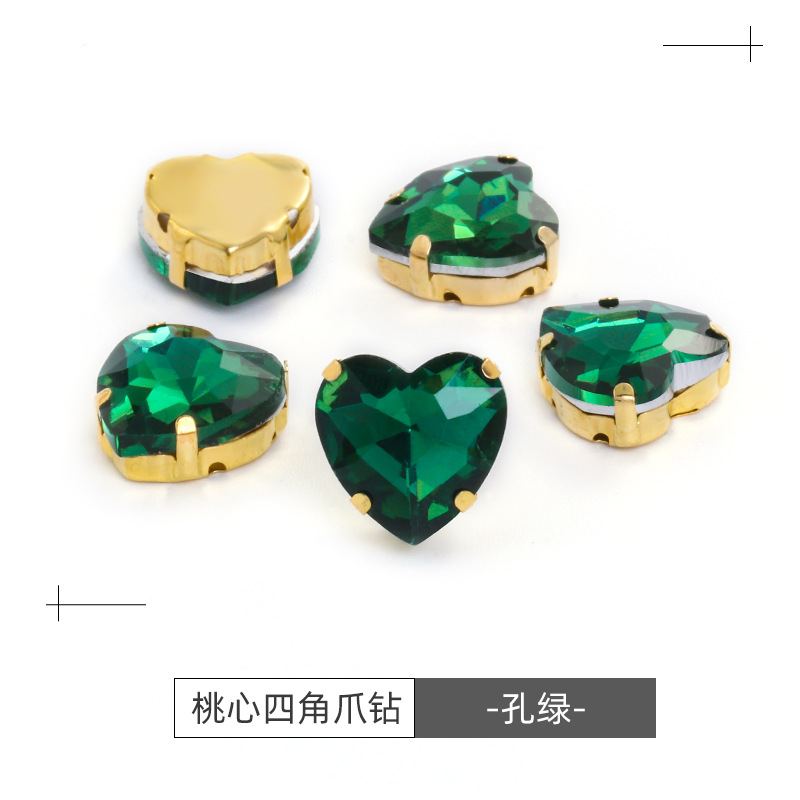 Factory wholesale of heart-shaped hand-sewn gold bottom claw diamonds, DIY wedding dress accessories, hand-sewn diamonds with holes, glass diamonds undefined