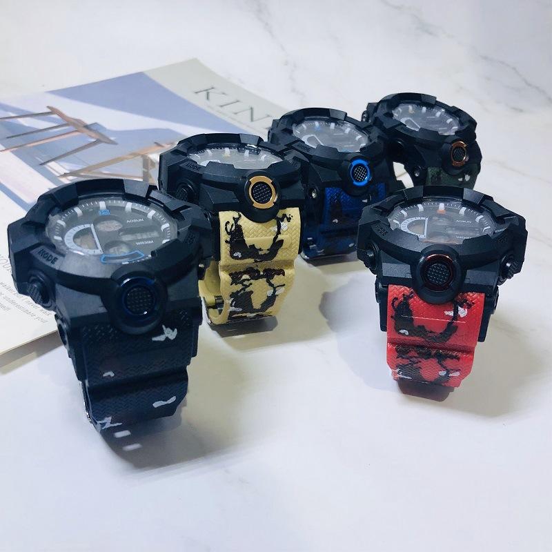 Korean version of youth sports electronic watch, outdoor waterproof multi-functional watch, male student creative luminous diving watch Application Scenario