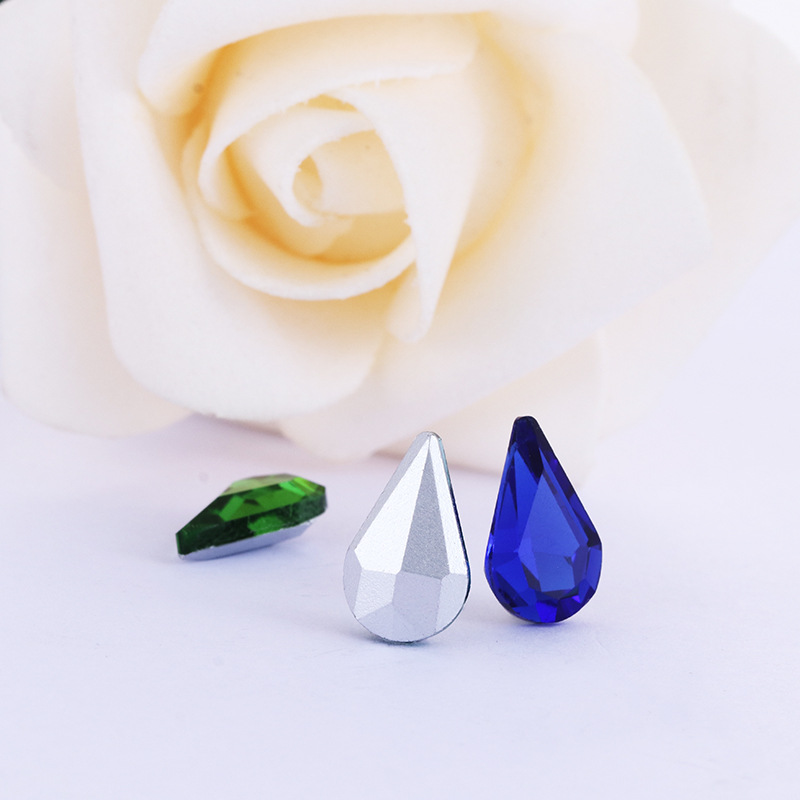 Xiaopu wholesale pointed water drop water diamonds, diy mobile phone accessories, clothing accessories, sunflower seeds, crystal, glass diamonds Application Scenario