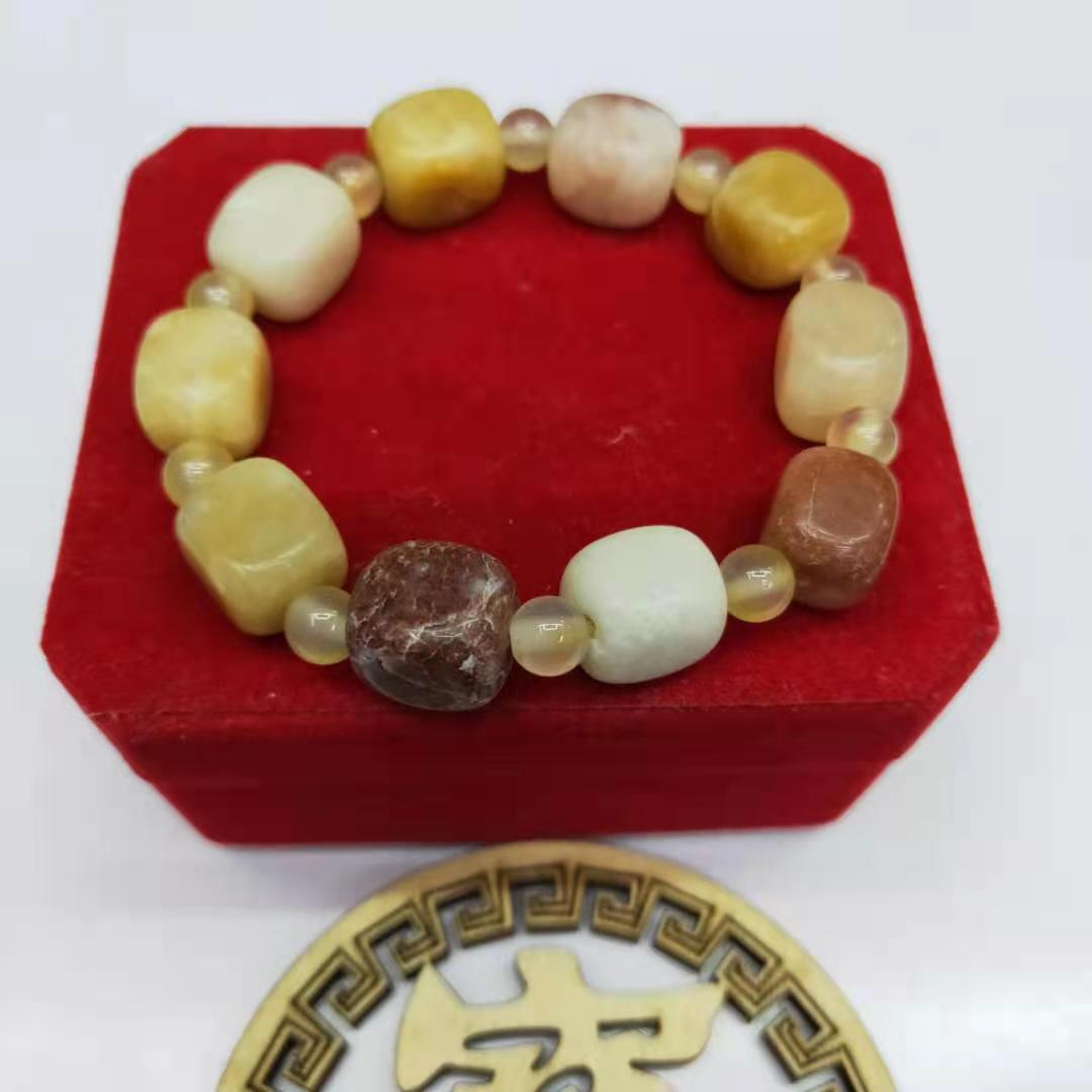 Factory wholesale of natural square yellow jade irregular combination bracelets, diy yellow jade bracelets, Buddhist prayer beads and lucky charms details Picture