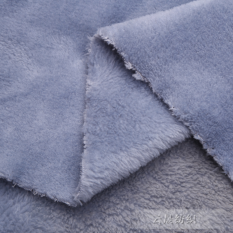 女士家居服实物图