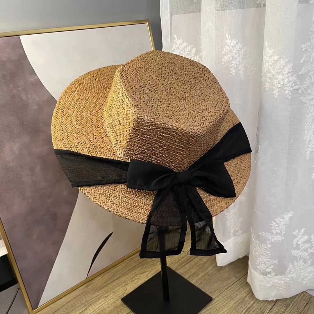 A female hat with a spring and summer ribbon, butterfly sash, hexagonal straw hat, Korean street style, anti-ultraviolet sun hat, and a wide-brimmed hat Application Scenario