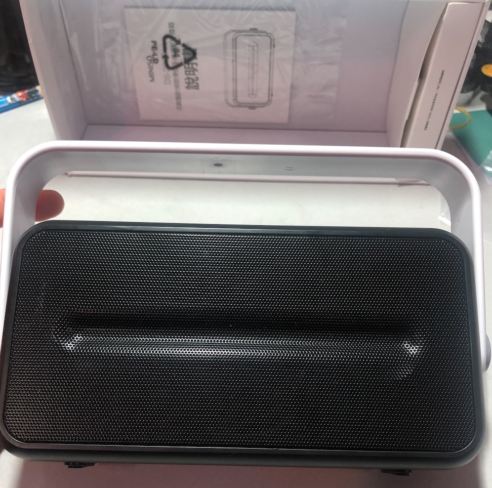 Black home-use button car smart outdoor digital portable Bluetooth speaker, portable audio system Item Picture