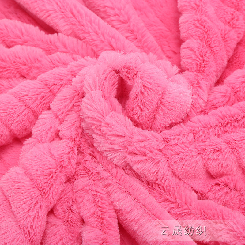 Customized super soft all-polyester cut-pit plush fabric, single-sided cut-pit plush fabric, pp plush, PV plush home wear and home textile fabric details Picture