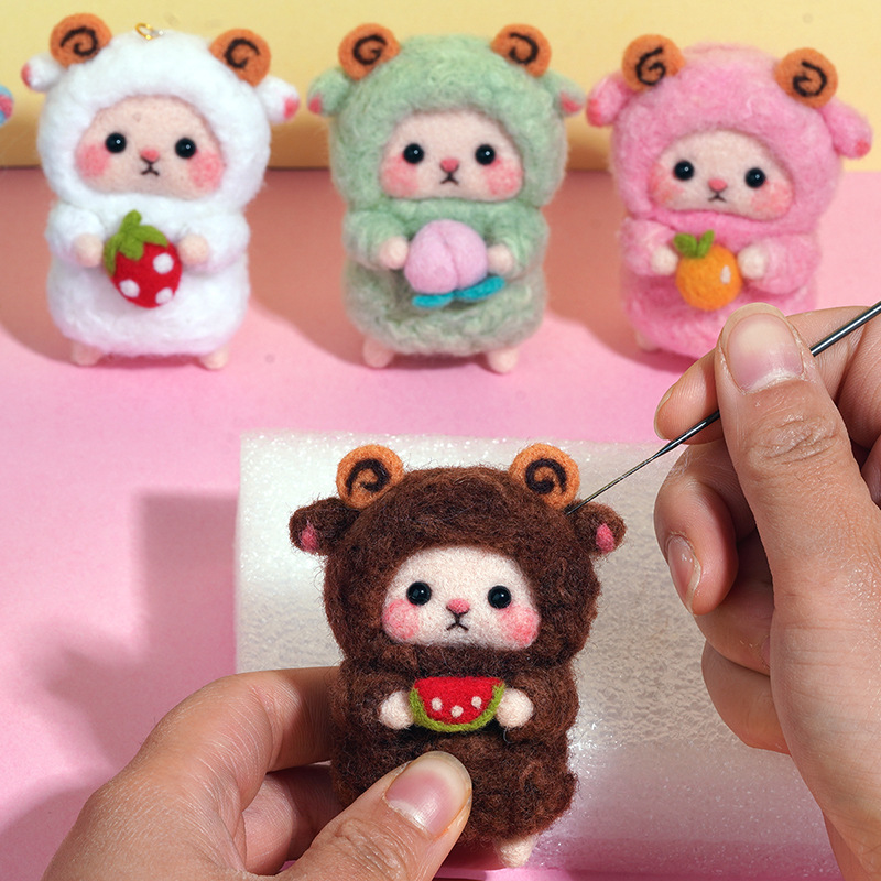 毛绒公仔椅实物图