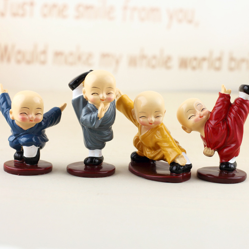 New creative car decoration, a colorful coat of Kung Fu monk resin display piece, a cute gift decoration for both car and home use Application Scenario