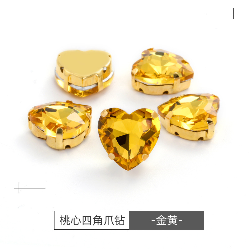 Factory wholesale of heart-shaped hand-sewn gold bottom claw diamonds, DIY wedding dress accessories, hand-sewn diamonds with holes, glass diamonds undefined