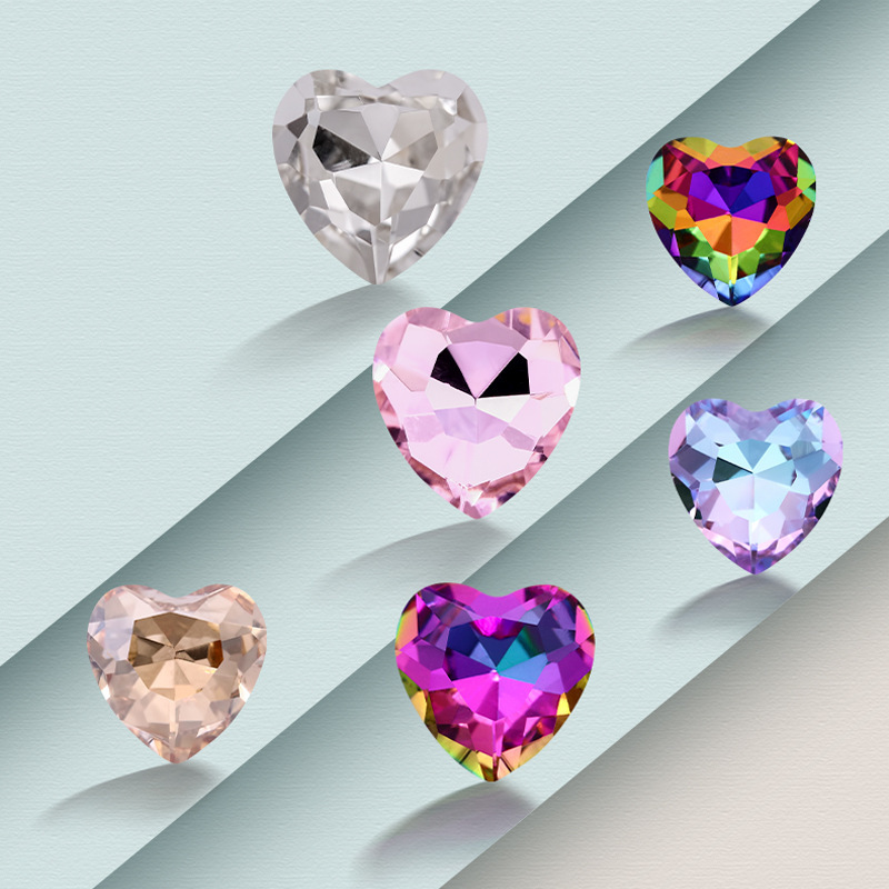 High-end heart-shaped diamond pointed-bottom irregular-shaped diamond nail polish diamond diy crystal glass jewelry accessories Heart diamond iridescent color details Picture