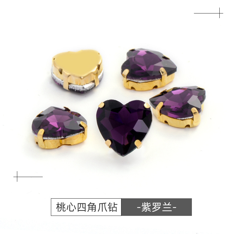 Factory wholesale of heart-shaped hand-sewn gold bottom claw diamonds, DIY wedding dress accessories, hand-sewn diamonds with holes, glass diamonds undefined