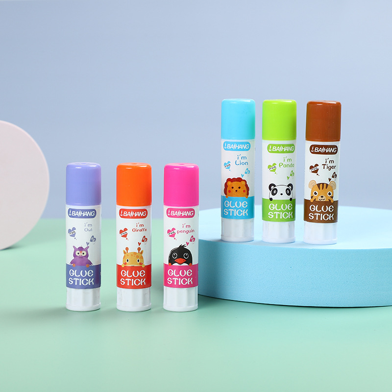 Wholesale of cartoon handmade solid glue, high-viscosity and strong office stationery, creative glue sticks for primary school students, and children's glue sticks