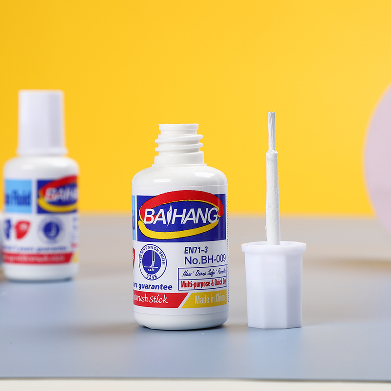 Creative learning stationery with brush heads, small white bottles with screw caps, correction fluid, correction fluid, office and study indelible tablets wholesale details Picture