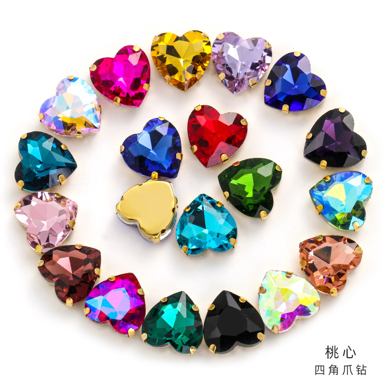 Factory wholesale of heart-shaped hand-sewn gold bottom claw diamonds, DIY wedding dress accessories, hand-sewn diamonds with holes, glass diamonds