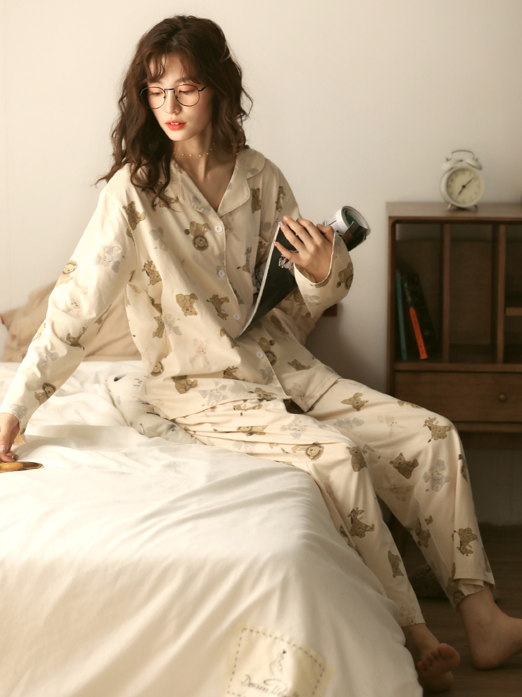 The new 2022 pajama women's Spring and Autumn pure cotton long-sleeved large size 200 pounds can be worn outside as a high-end home wear set