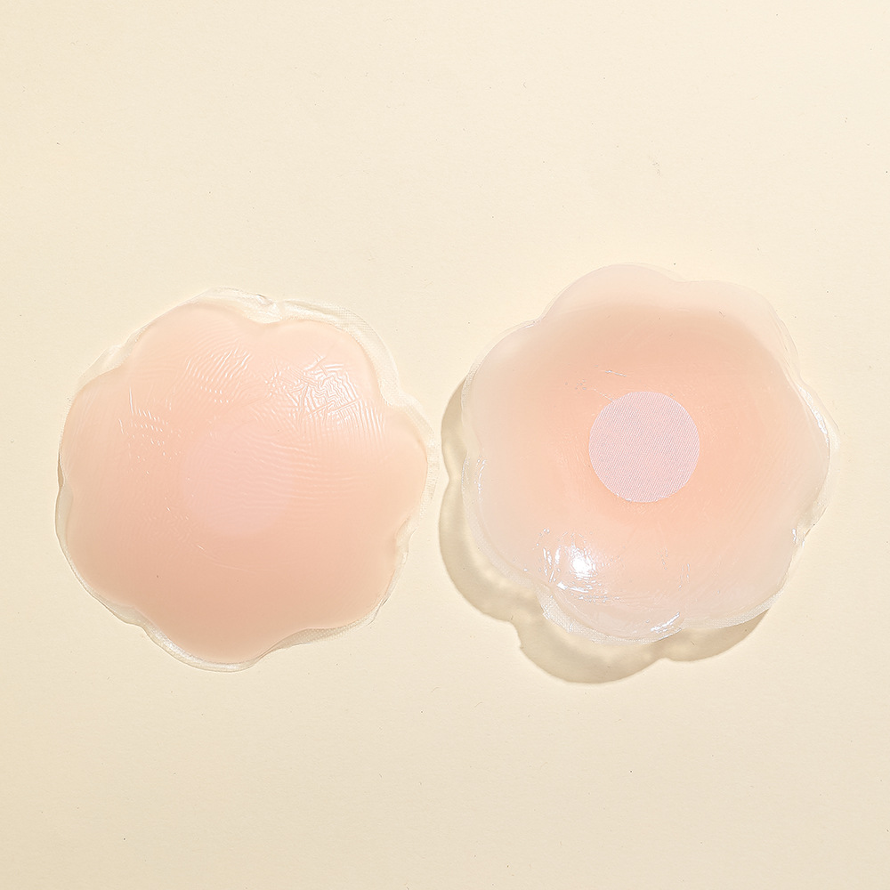 Spot Breast Patch Anti-Exposure Silicone Invisible Breast Patch Wholesale Men And Women Waterproof Swimming Anti-Convex Spot Silicone Skin Nipple Patch Factory Price Direct Sales details Picture