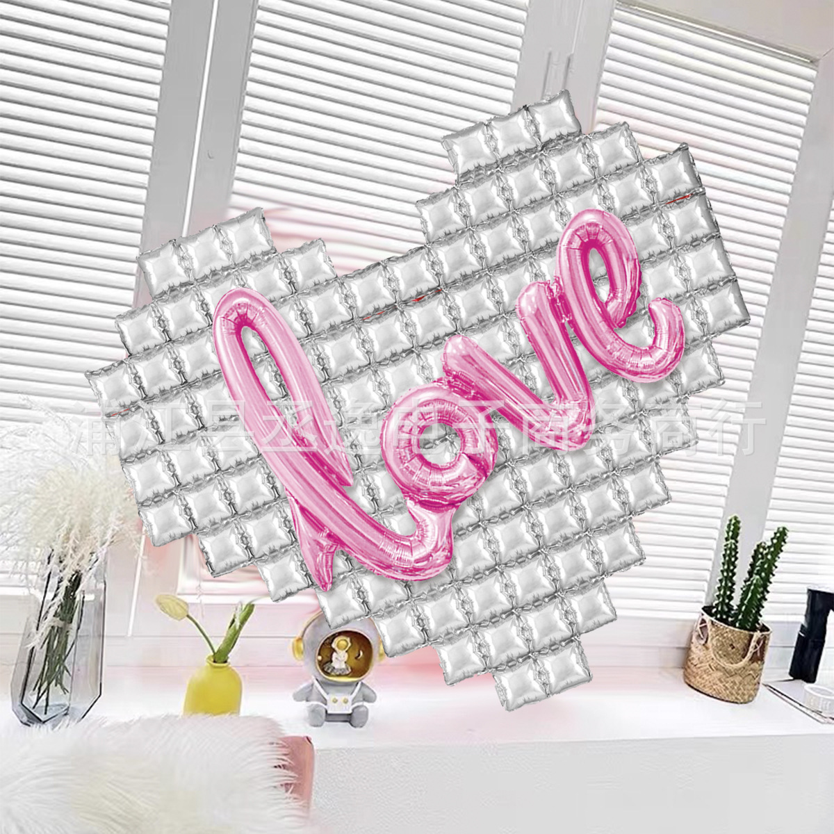 Cross Border New Square Love Background Wall Aluminum Film Balloon Birthday Qixi Love White Valentine's Day Wedding Room Decoration Specification drawing