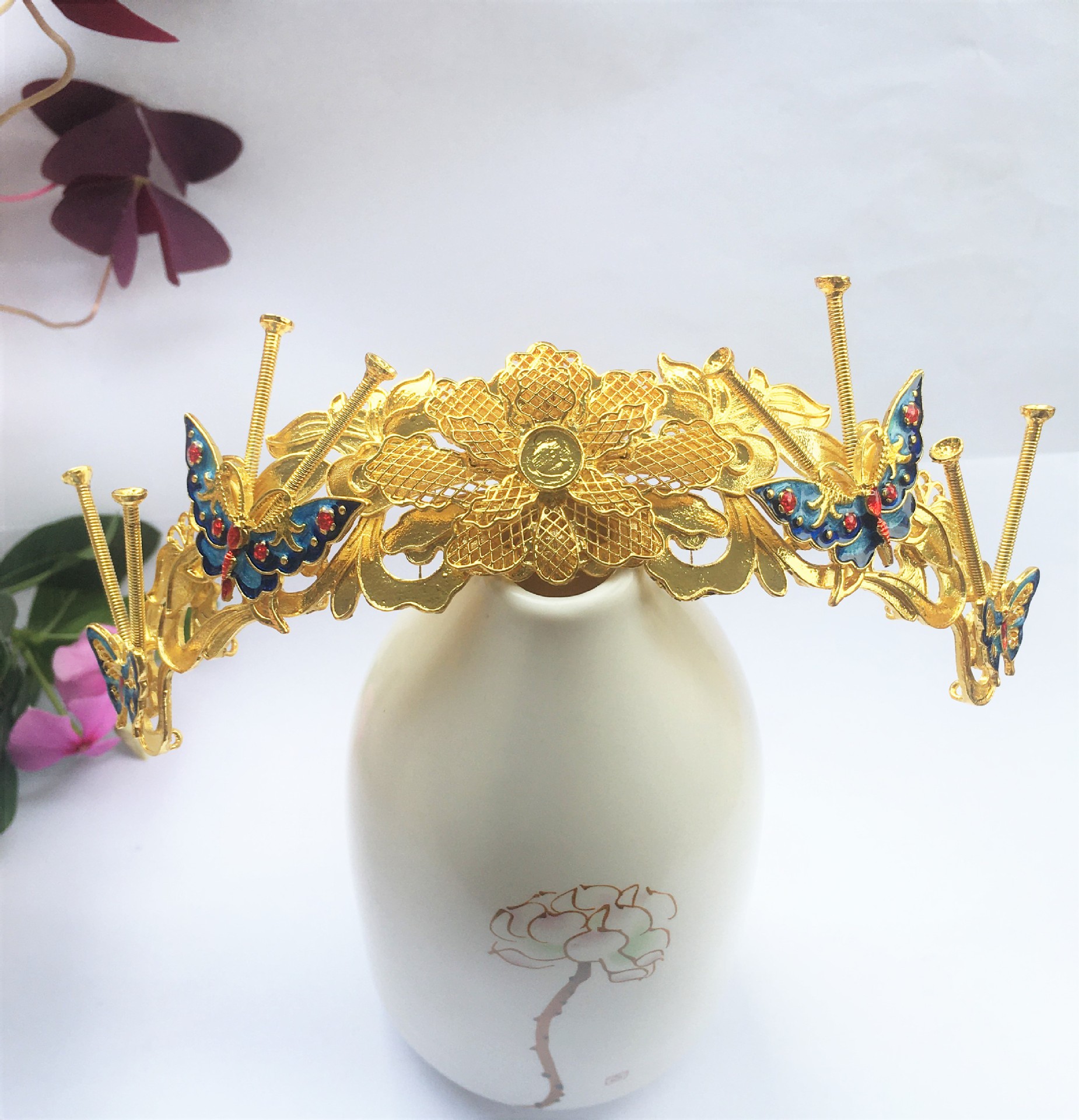 New DIY ancient-style oil-dripping, vibrating spring butterfly hair crown, ancient costume bride's headwear Item Picture