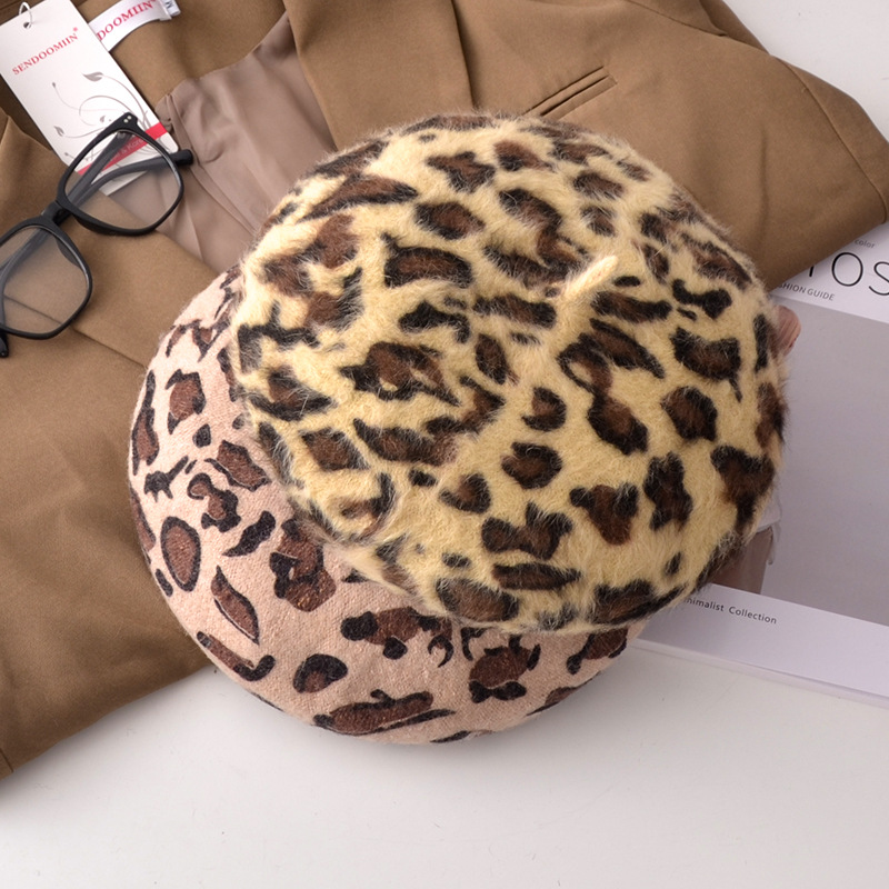 Autumn/Winter Women's Hats New Leopard Print Beret Wool Painter Hat Mushroom Hat Wholesale full figure