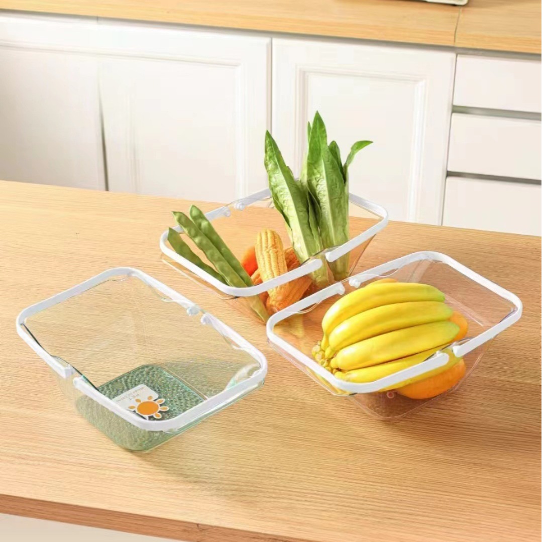 A light luxury hand-held basket fruit platter, a popular snack display in the living room, is a dried fruit platter details Picture