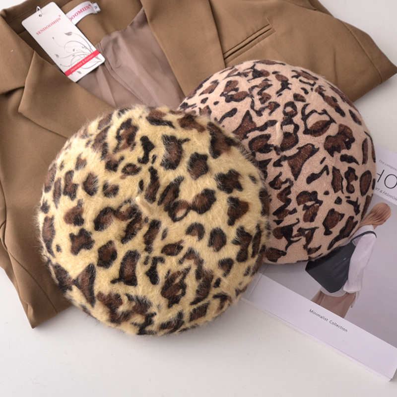 Autumn/Winter Women's Hats New Leopard Print Beret Wool Painter Hat Mushroom Hat Wholesale details Picture