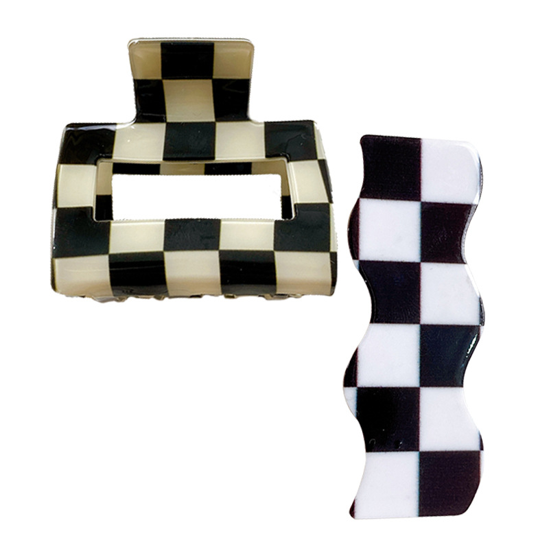 قطعة من الورق المقوى الأبيض والأسود Item Picture