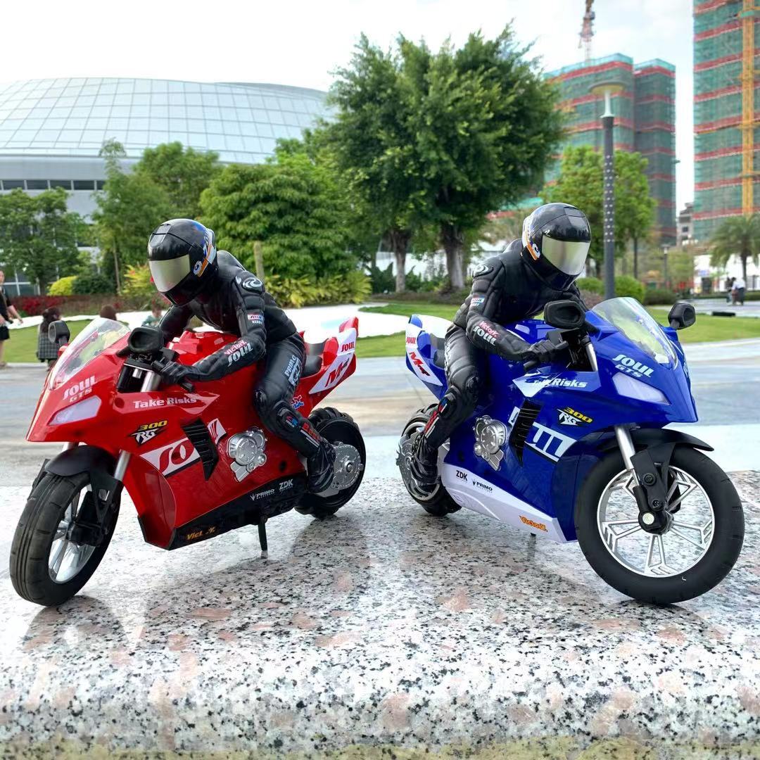 Auto equilibrio motocicleta de alta velocidad deriva rotativo stunts de pie múltiples marchas grande coche eléctrico control remoto details Picture