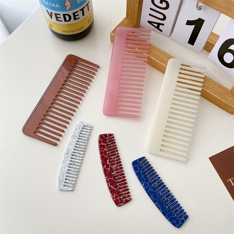 Duowei Accessories Acetate board solid color hair-friendly styling Comb, portable and compact mini bangs hair comb