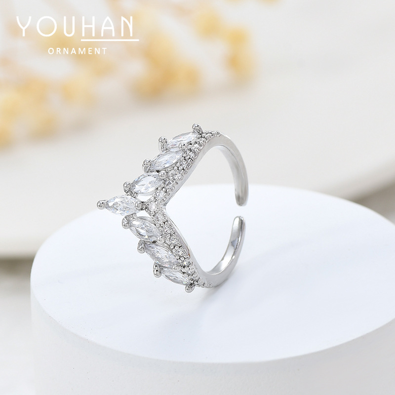 Amazon Wish cross-border new European and American fashion V-type micro-inset zircon ring Princess engagement promise ring