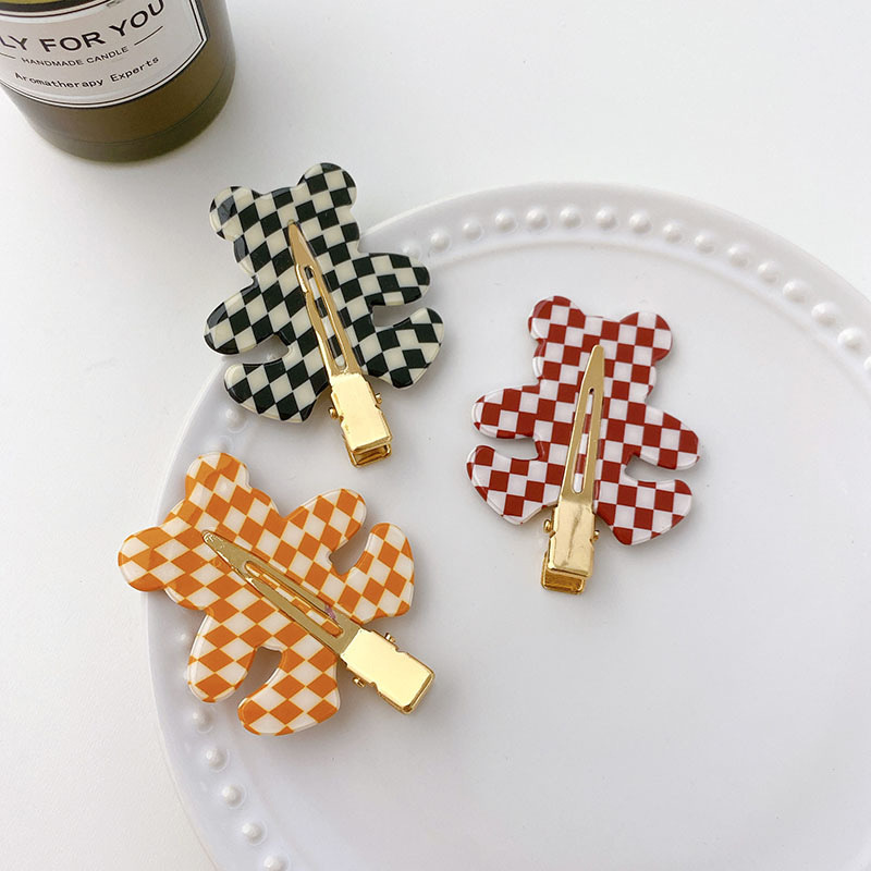 Dowei Accessories Korean version acetic acid hair clips, girl bear checkered seamless hair clips, bangs by the sea, broken hair clips details Picture