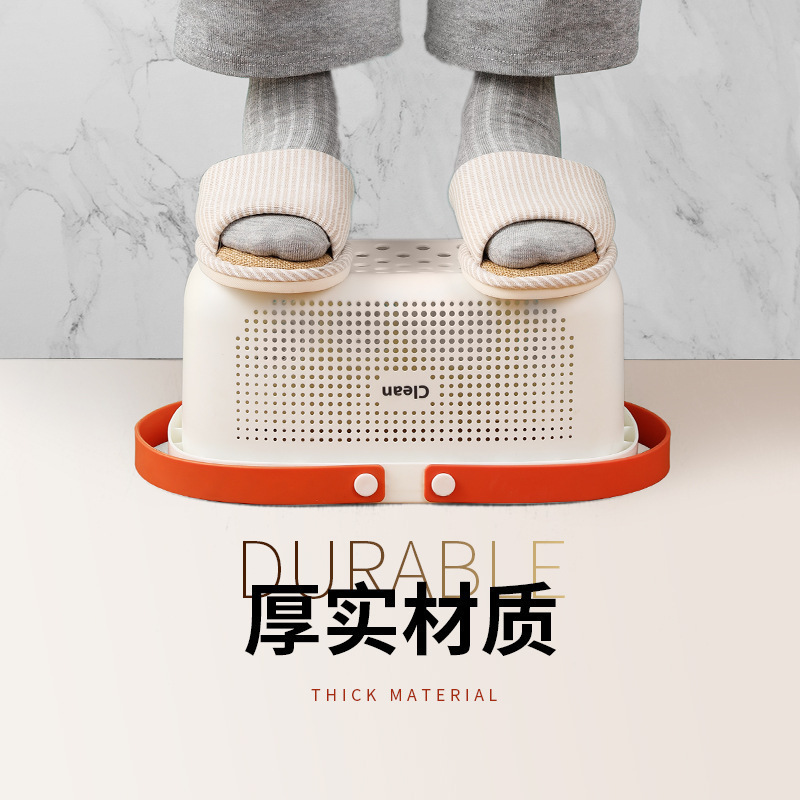 Household hand-held bath basket, shower basket, washbasin basket, hand-held bathroom basket, large-capacity storage, simple bathing and washing hanging basket Application Scenario