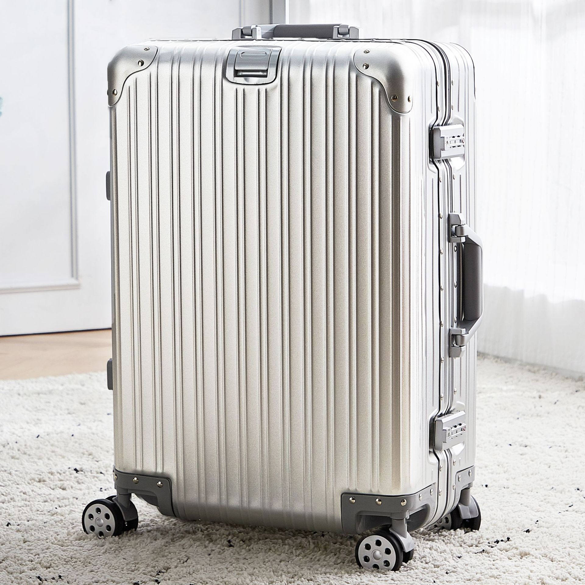 All Aluminum Magnesium Alloy Rod Box Aluminum Frame Password Suitcase Boarding Suitcase Metal Hard 20 Inch Female Box Wholesale details Picture