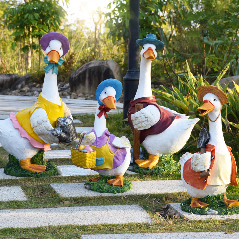 庭院花园卡通动物摆件树脂工艺品田园风仿真鸭子雕塑园林景观装饰