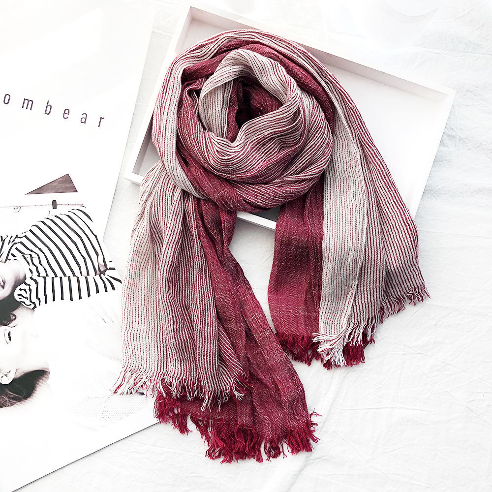 New Japanese And Korean Literary Style Striped Cotton And Hemp Scarf For Women Shawl Lovers Foreign Trade Scarf For Men Sen Women Tie Silk Scarf Application Scenario