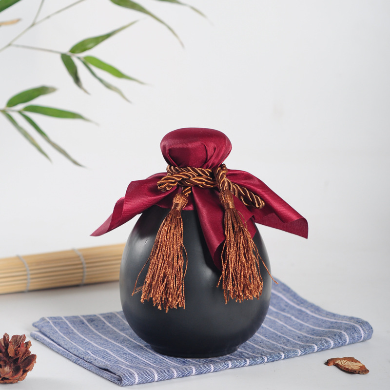 Retro black matte wine pot, household one-jin sealed empty wine bottle, ancient-style wine pot, half-jin and two-liang retro wine bottle Specification image