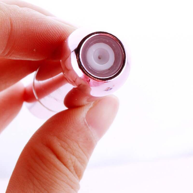 5ml travel perfume dispensed bottle bottom filling mini portable sample spray empty bottle round head self-pumping perfume bottle Application Scenario