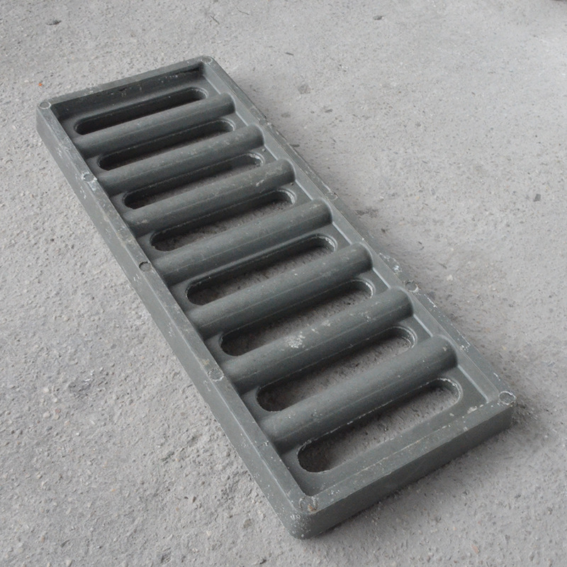 Wholesale of manhole covers, resin rainwater grates, manhole cover manufacturers supply rainwater grates, open drainage manhole covers Application Scenario