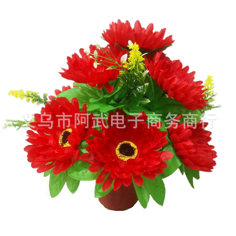 For the Qingming Festival, we offer funeral supplies such as chrysanthemums for tomb-sweeping in cemeteries, as well as wholesale of everlasting flower art and 14-pronged bonsai details Picture