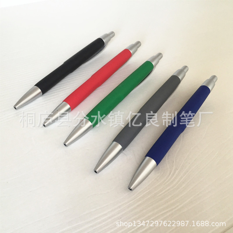 Spot Spray Rubber Ballpoint Pen Wholesale Printing Company Logo Hotel Pen Plastic Press Ballpoint Pen Application Scenario