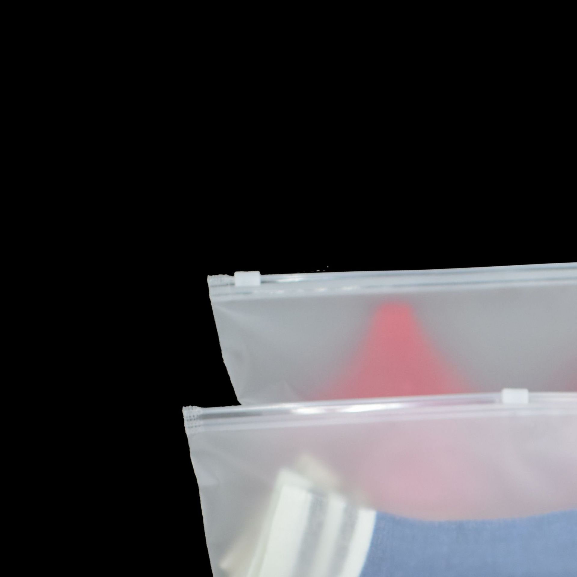 Horizontal clothing transparent frosted zipper bags, socks and underwear warning words, clothing packaging bags, frosted self-sealing bags, cross-border Specification image