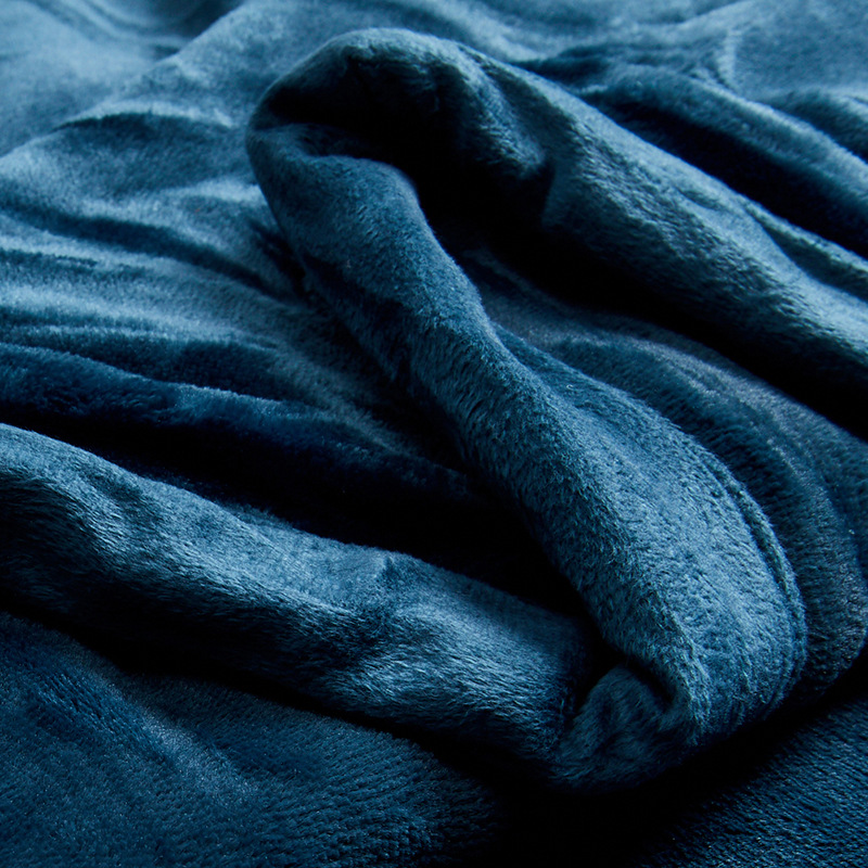 Lively Blanket Autumn/Winter Nordic Flannel Blanket Double Thickened 6 Kg Heavy Bound And Fleece Air Conditioning Cover Blanket Application Scenario