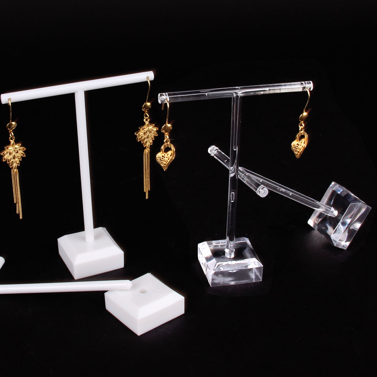Jewelry rack, plastic two-piece set, stud earrings, jewelry storage, store display props, street stall, earring display stand Application Scenario