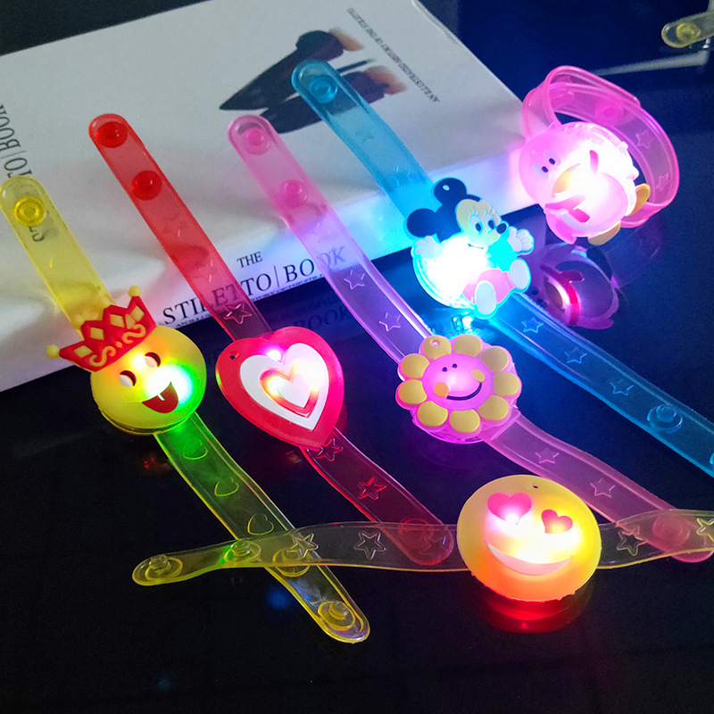 闪光手腕带发光卡通手镯发光手表带卡通手环闪光玩具厂家批发