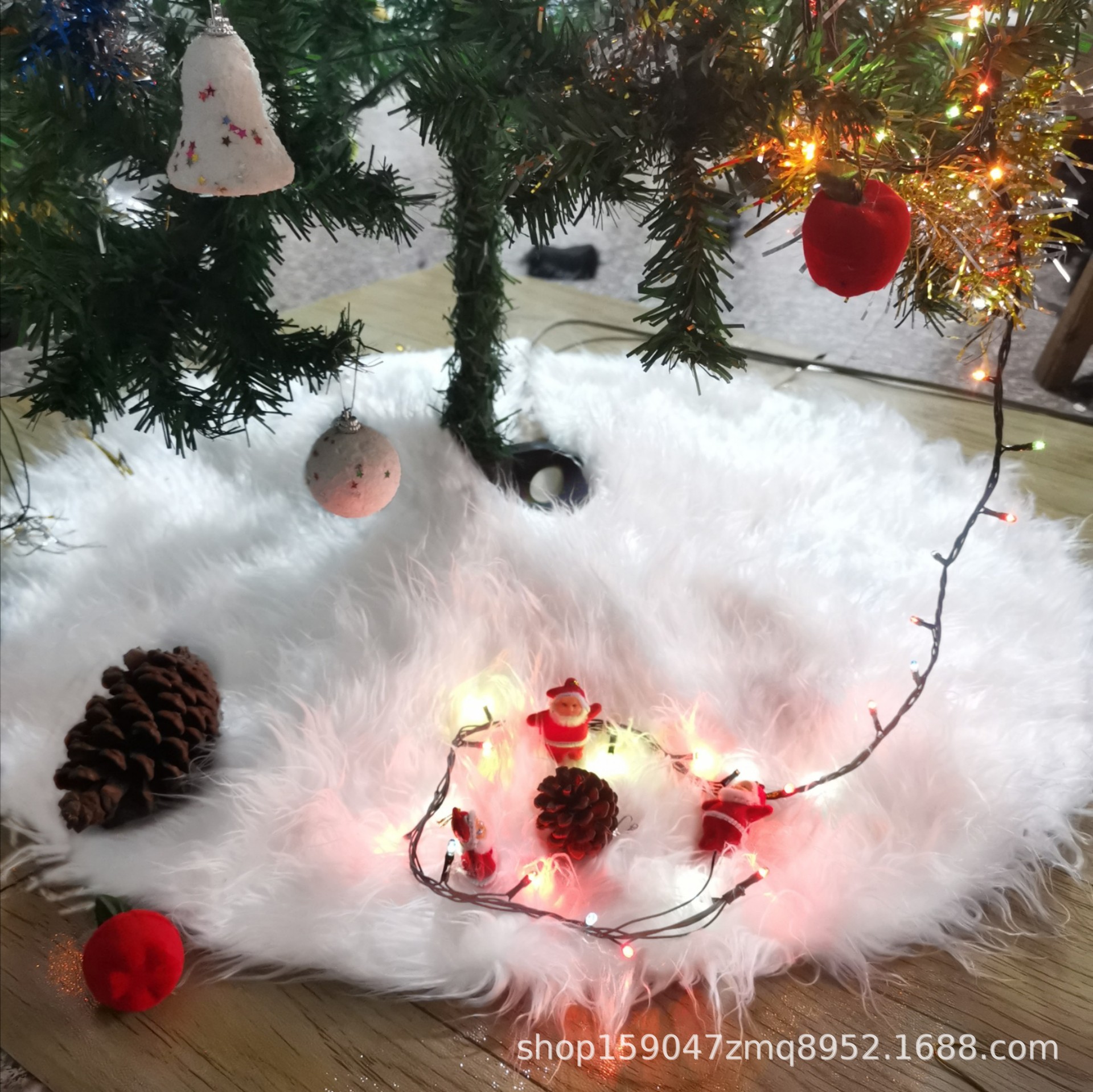 Upgraded Christmas tree dress. Long and thick Christmas tree dress. Christmas decorations: The base skirt of the Christmas tree