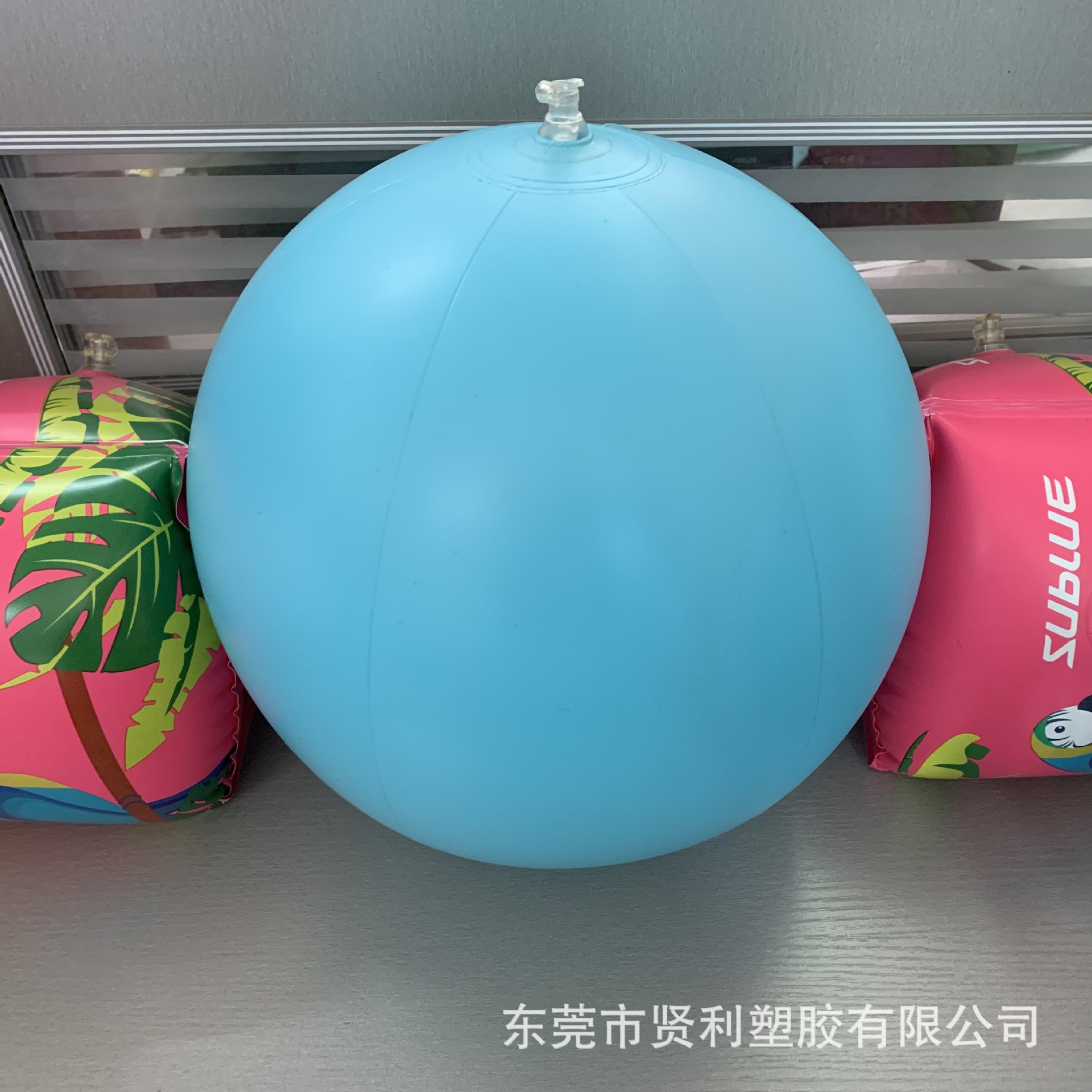 Source Manufacturer Pvc6 Color Inflatable Beach Ball Can Print Logo Swimming Pool Inflatable Ball Advertising Ball Application Scenario