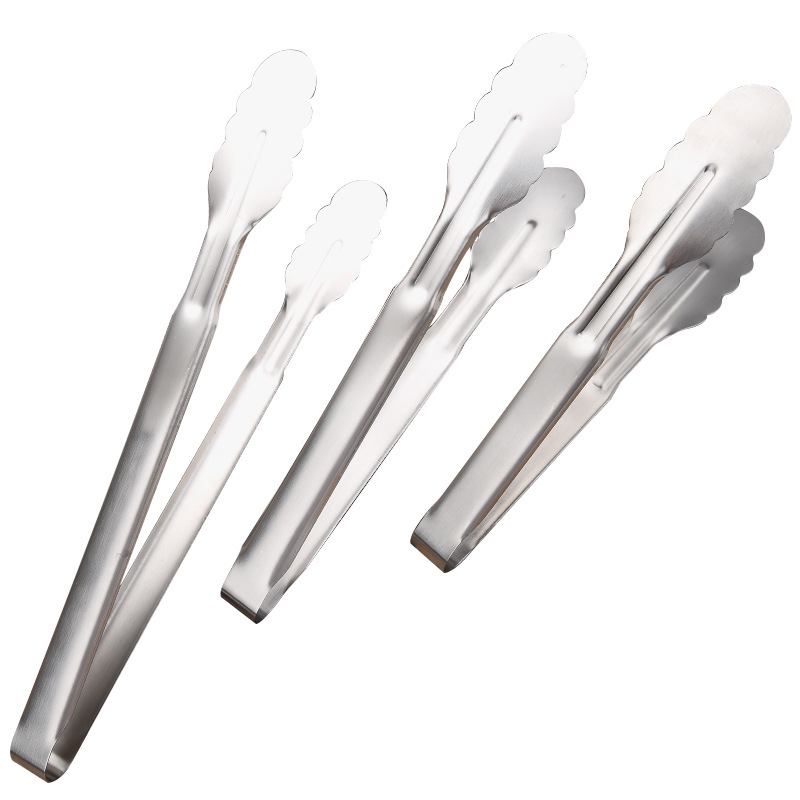 Wholesale non-magnetic bright stainless steel plum blossom round head tongs, thickened multi-functional steak tongs and barbecue tools Application Scenario