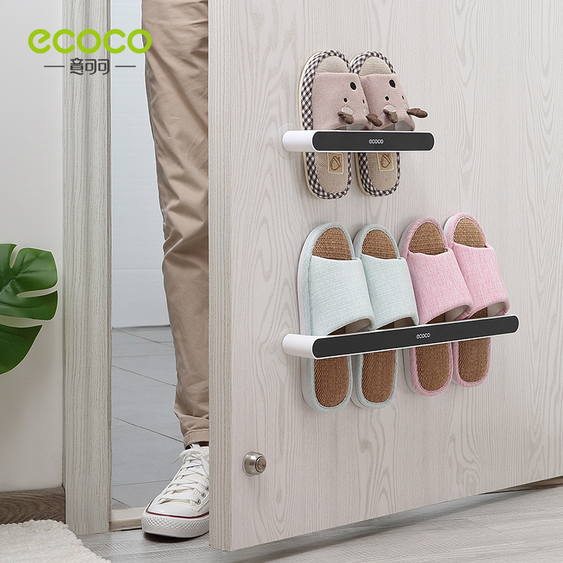 أسقف الحمامات مزودة بالمسام، وحمامات الخف خلف الأبواب Specification image