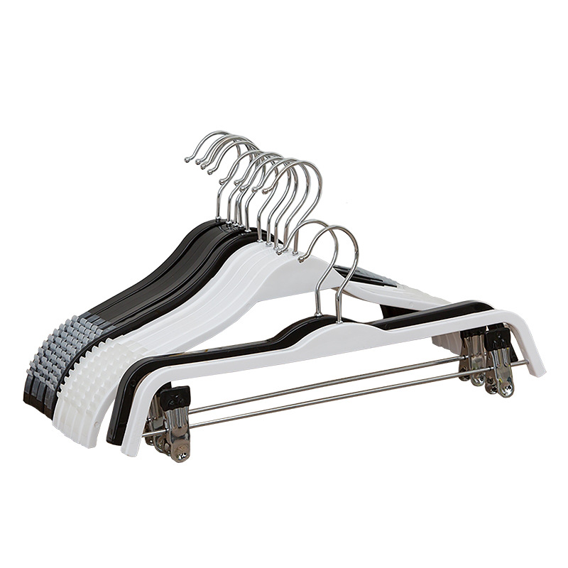 Anti-slip plastic clothes hangers wholesale, traceless household clothes hangers, clothing store special clothes hangers, clothes supports, suit clothes racks Item Picture