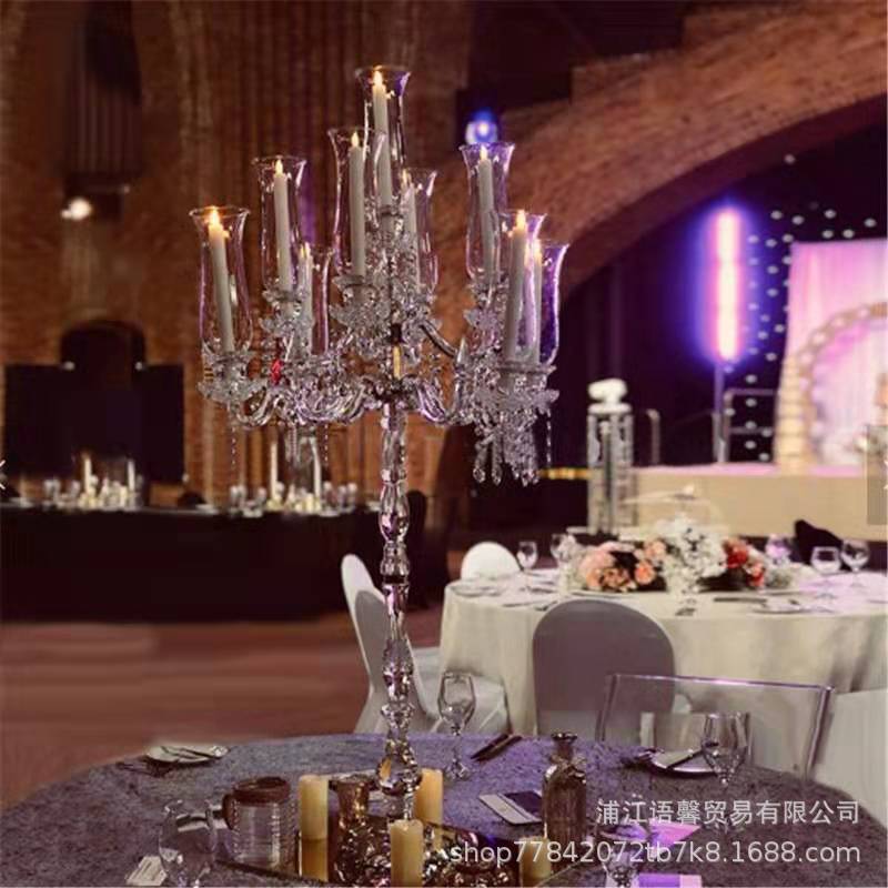 9 Head European Crystal Candlestick Wedding Wedding Multi-Wind Candlestick 5 Head Glass Candlestick Home Decoration Application Scenario