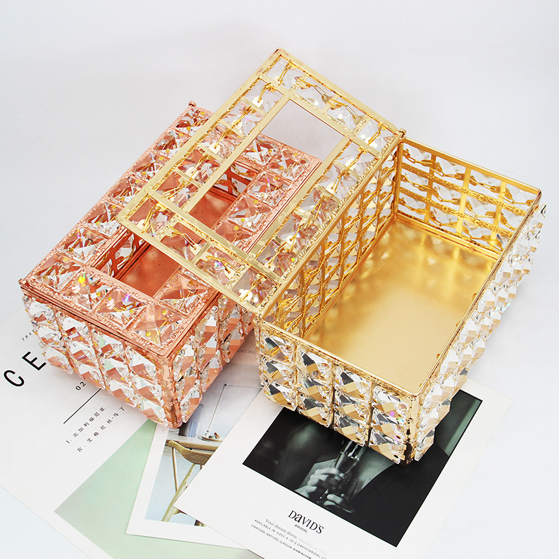 European-style crystal tissue box, simple home living room coffee table, tissue box, desktop napkin, cosmetic storage box Application Scenario